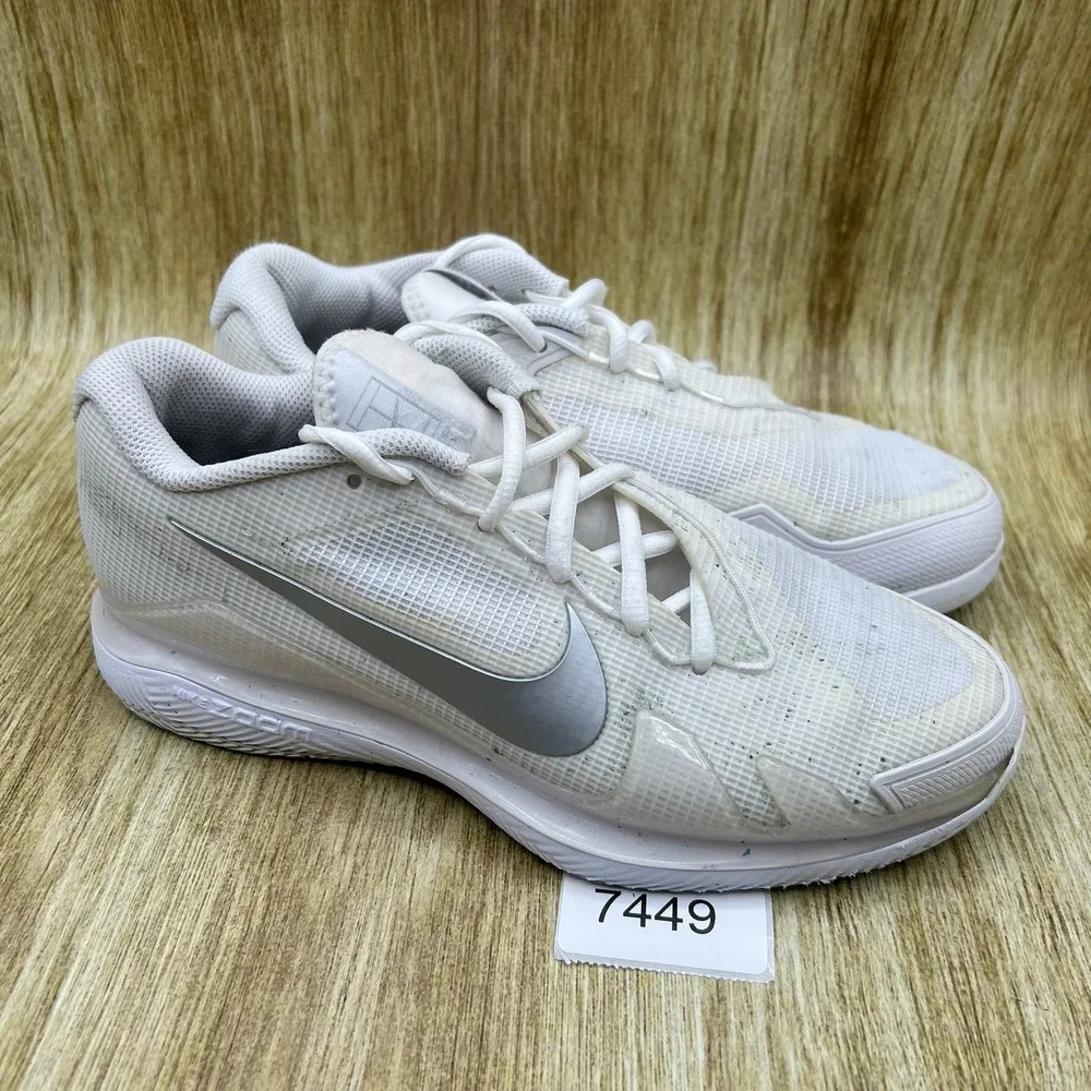 Nike Zoom Vapor Pro HC Women's Size 7.5‎ Tennis White Shoes Sneakers CZ0222-108